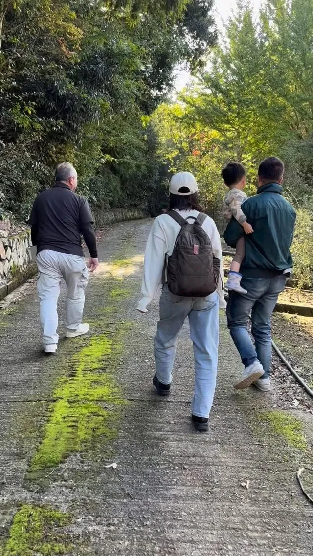 今日はお施主様と一緒に植栽選びへ！